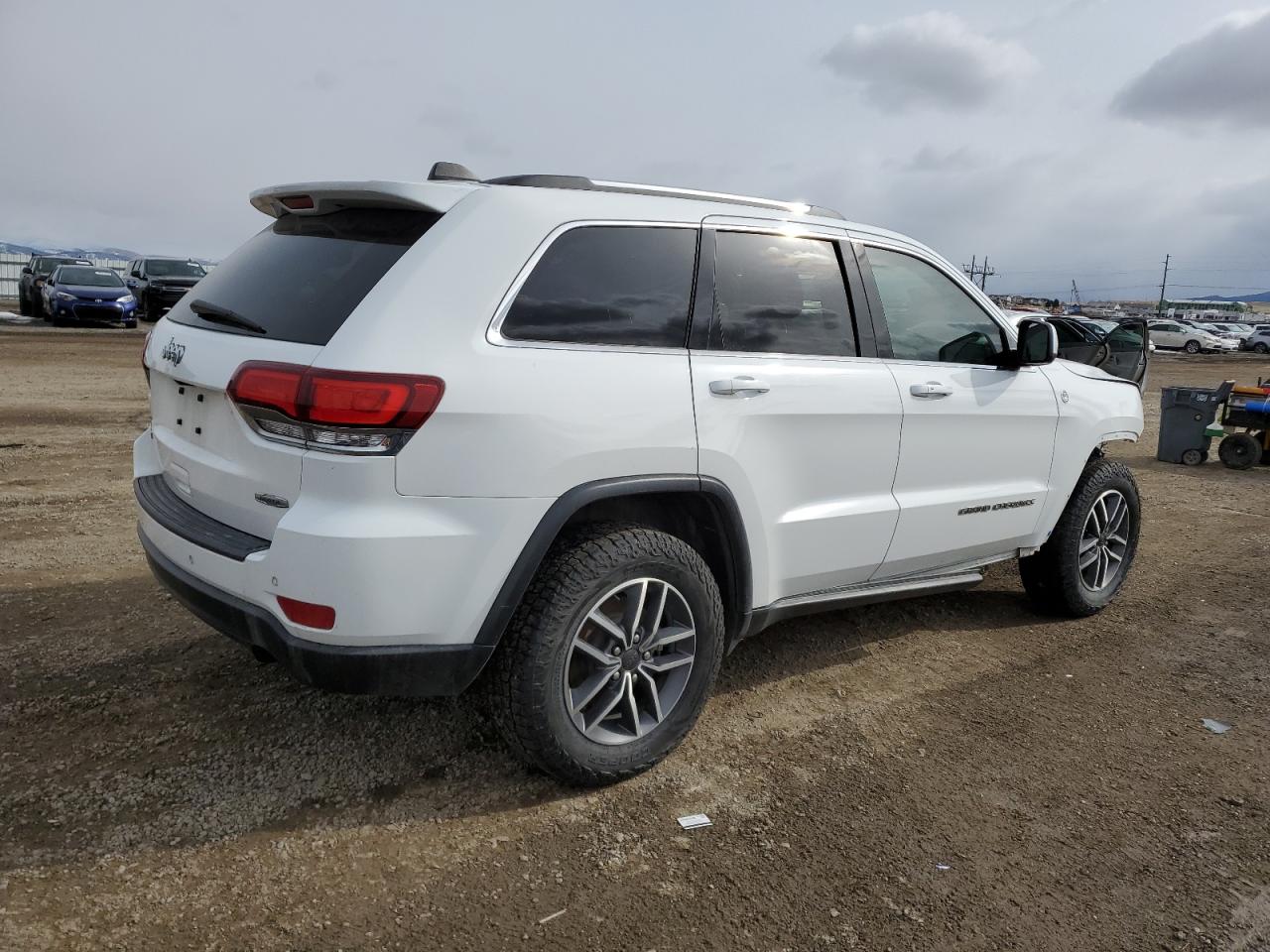 2020 Jeep Grand Cherokee VIN 1C4RJFAG4LC436792 Copart auction photo, front end damage thumbnail 3
