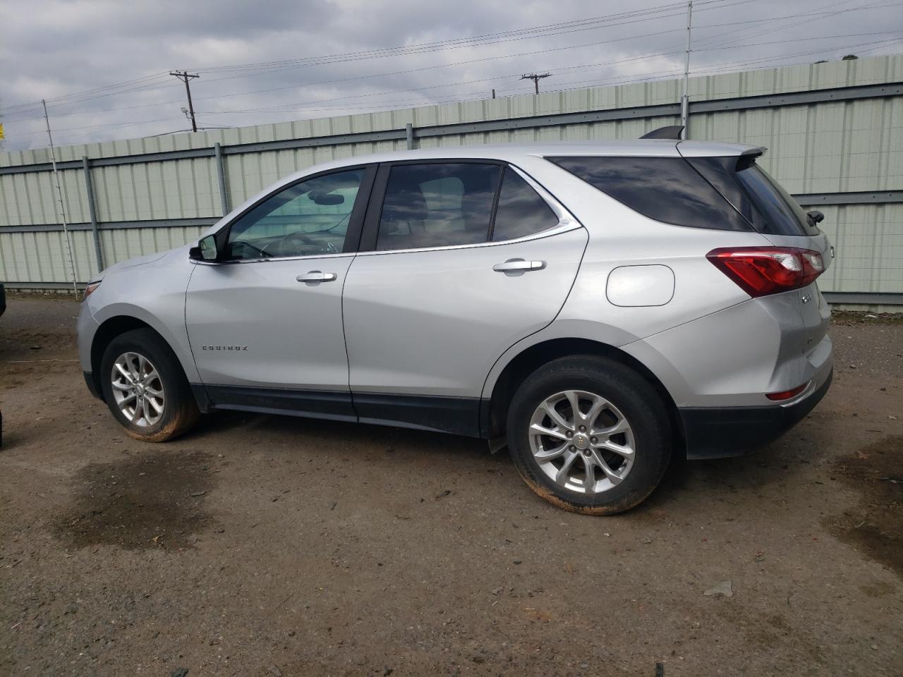 2021 Chevrolet Equinox VIN 2GNAXKEV3M6114742 Copart auction photo, front end damage thumbnail 2