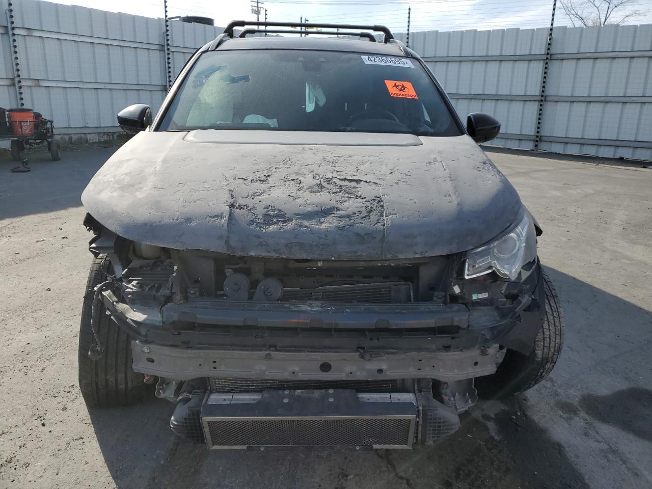 2016 Land Rover Discovery VIN SALCR2BG1GH590156 Copart auction photo, front end / side damage thumbnail 5