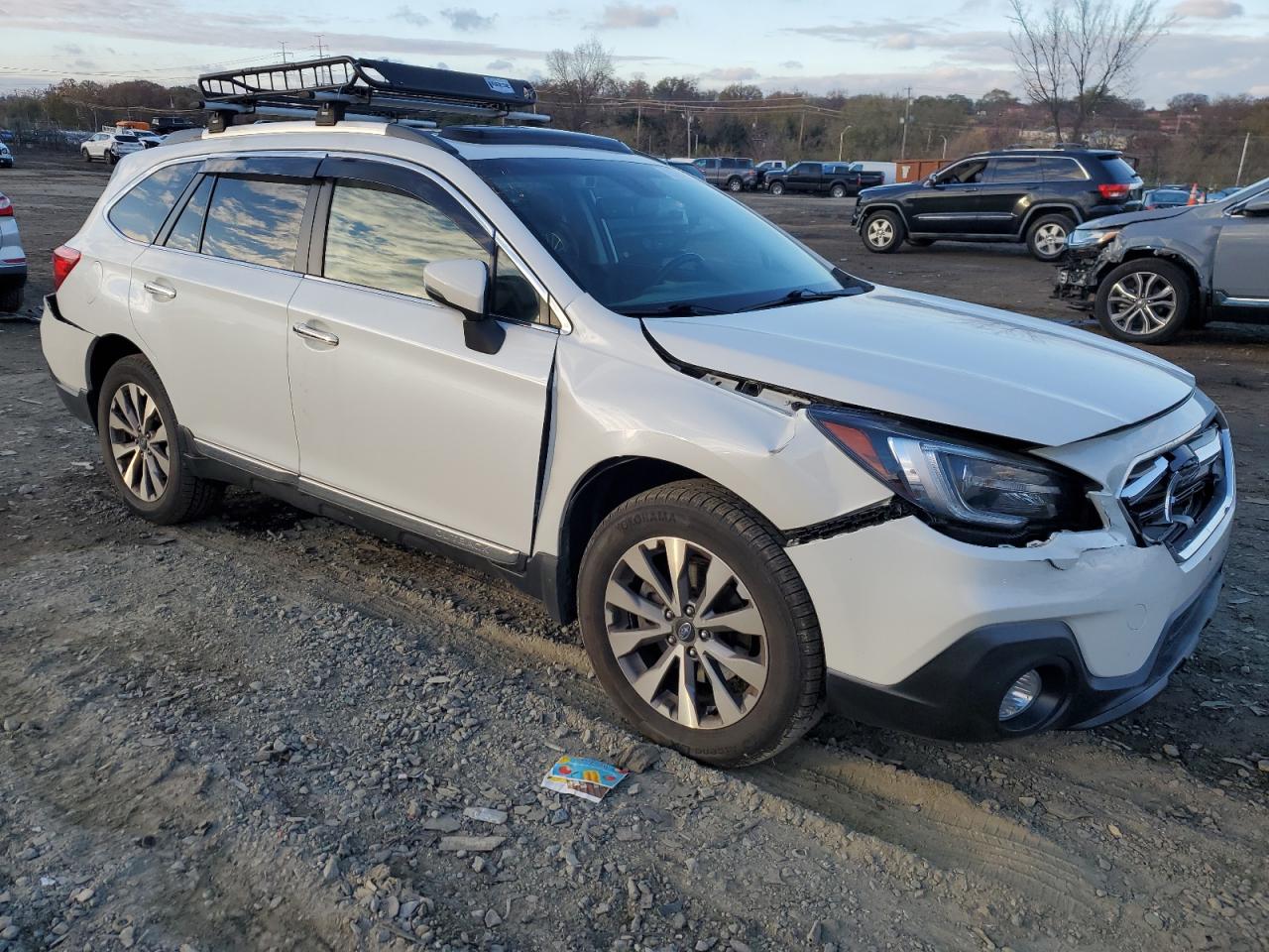 2019 Subaru Outback VIN 4S4BSETC1K3347114 Copart auction photo, front end / rear end damage thumbnail 4