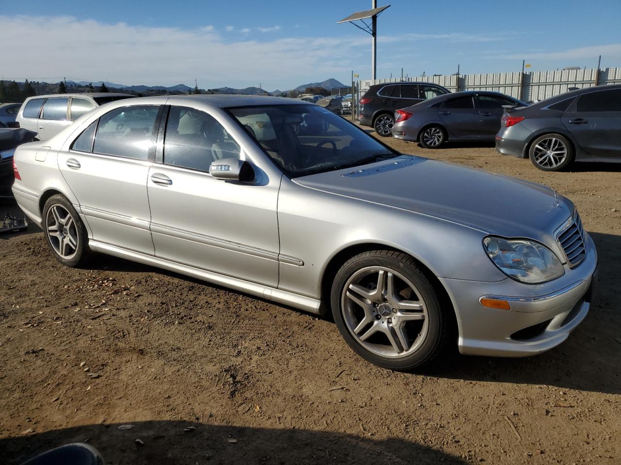2006 Mercedes-Benz S-klasse VIN WDBNG75J26A472276 Copart auction photo, side / front end damage thumbnail 4