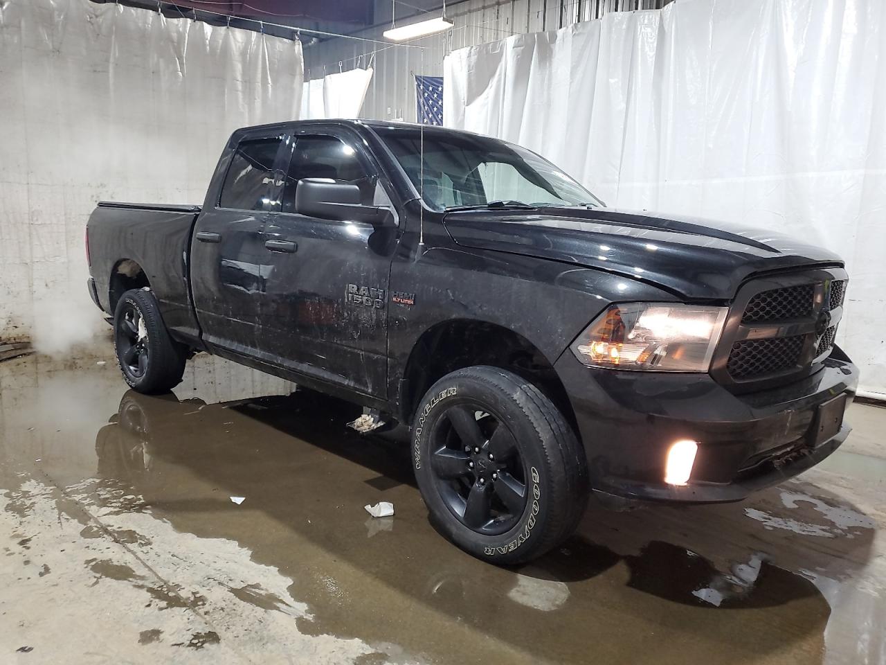 2018 RAM 1500 VIN 1C6RR7FT9JS351039 Copart auction photo, side / minor dent/scratches damage thumbnail 4