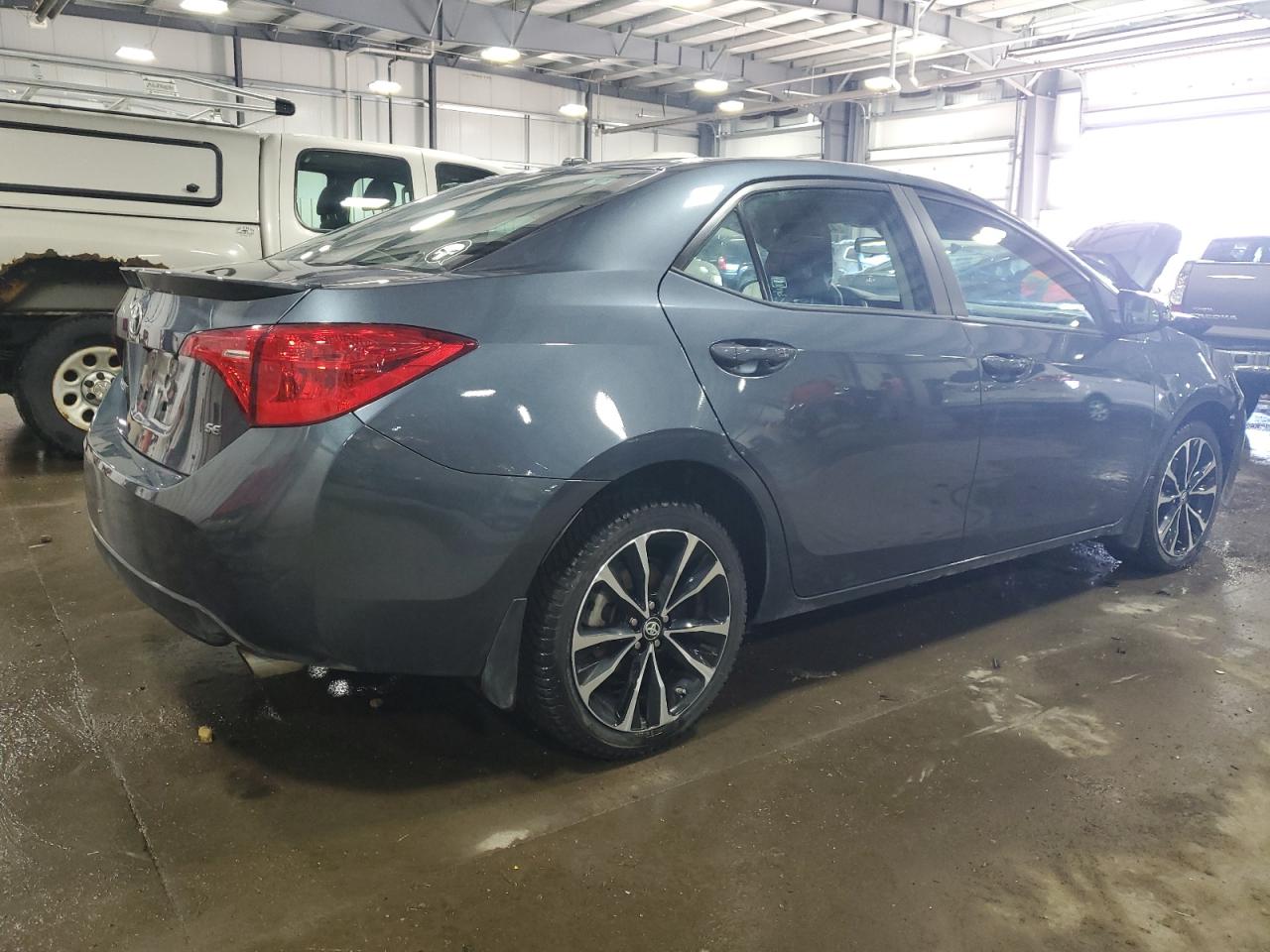 2018 Toyota Corolla VIN 2T1BURHE0JC079212 Copart auction photo, front end damage thumbnail 3