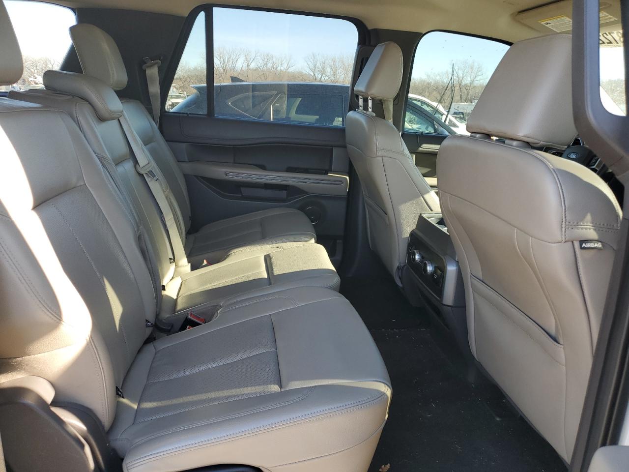 2021 Ford Expedition VIN 1FMJK1JT9MEA26968 Copart auction photo, front end / minor dent/scratches damage thumbnail 11