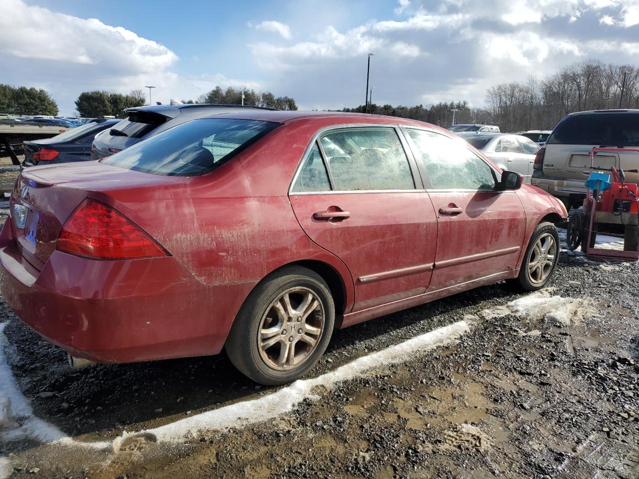 2007 Honda Accord VIN 1HGCM56317A051996 Copart auction photo, front end / side damage thumbnail 3