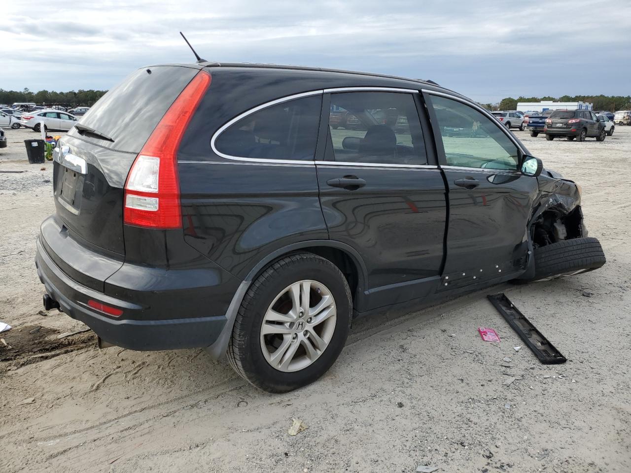 2011 Honda CR-V VIN 3CZRE3H55BG700860 Copart auction photo, front end / side damage thumbnail 3