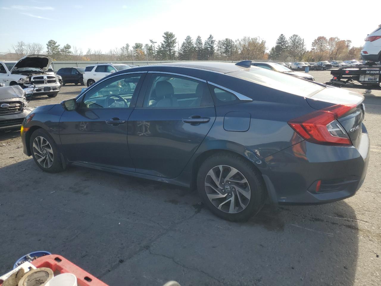 2017 Honda Civic VIN 19XFC2F78HE209913 Copart auction photo, front end / side damage thumbnail 2
