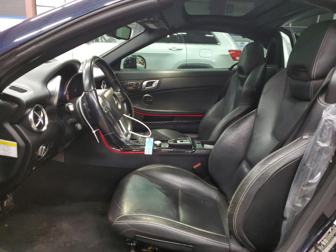 2014 Mercedes-Benz SLK-klasse VIN WDDPK5HA9EF076622 Copart auction photo, minor dent/scratches damage thumbnail 7