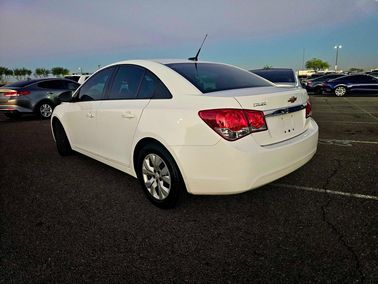 2014 Chevrolet Cruze VIN 1G1PA5SH1E7448511 Copart auction photo, normal wear / minor dent/scratches damage thumbnail 4