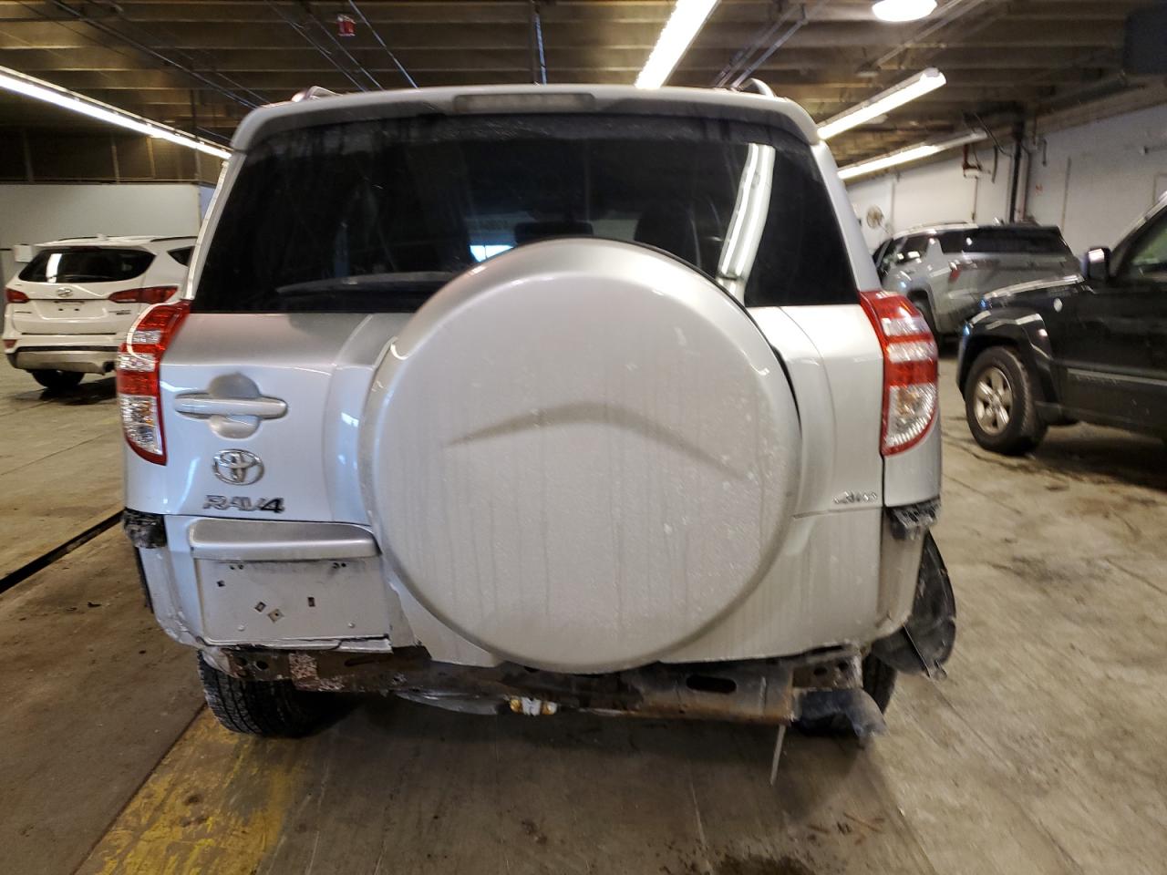 2012 Toyota RAV 4 VIN 2T3BF4DV0CW223093 Copart auction photo, rear end / minor dent/scratches damage thumbnail 6