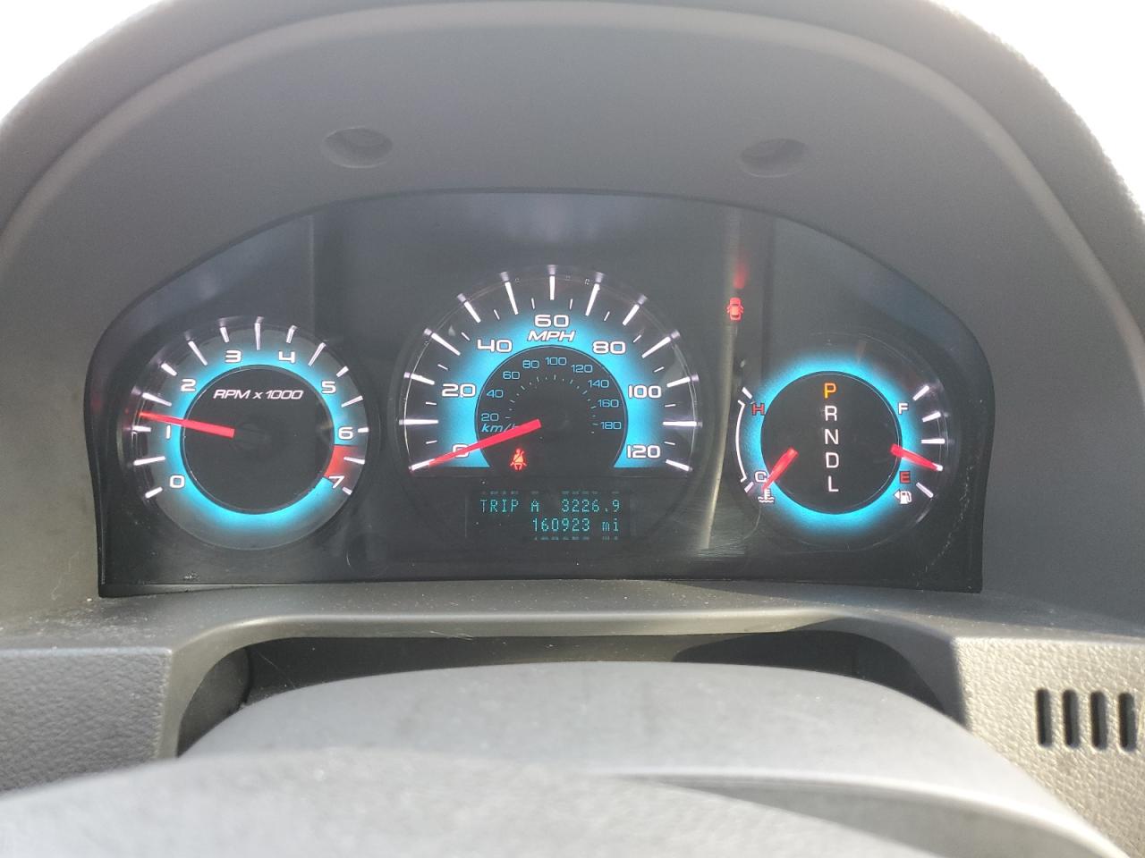 2011 Ford Fusion VIN 3FAHP0HA0BR209338 Copart auction photo, front end damage thumbnail 9