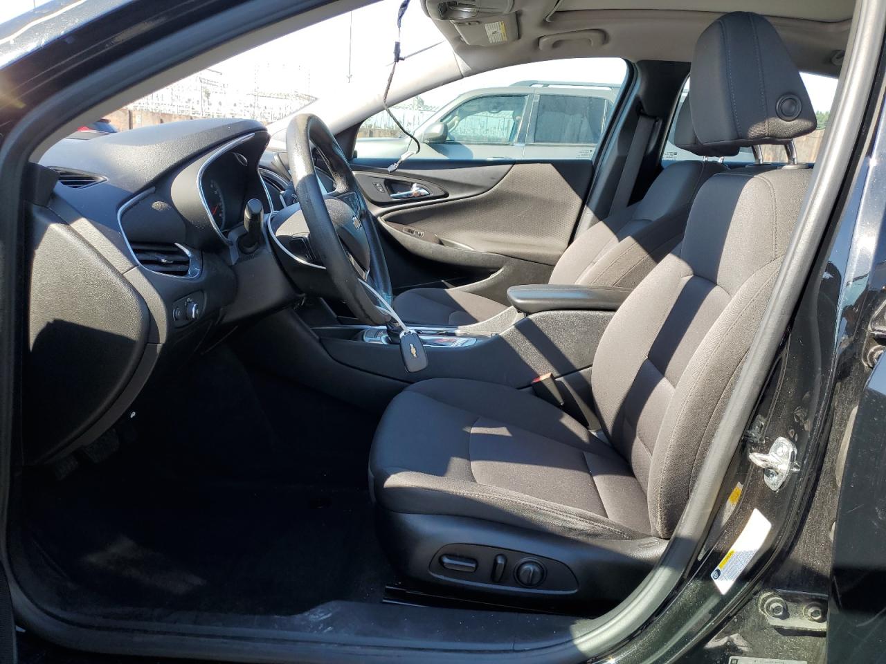2020 Chevrolet Malibu VIN 1G1ZD5ST3LF011259 Copart auction photo, vandalism / all over damage thumbnail 7