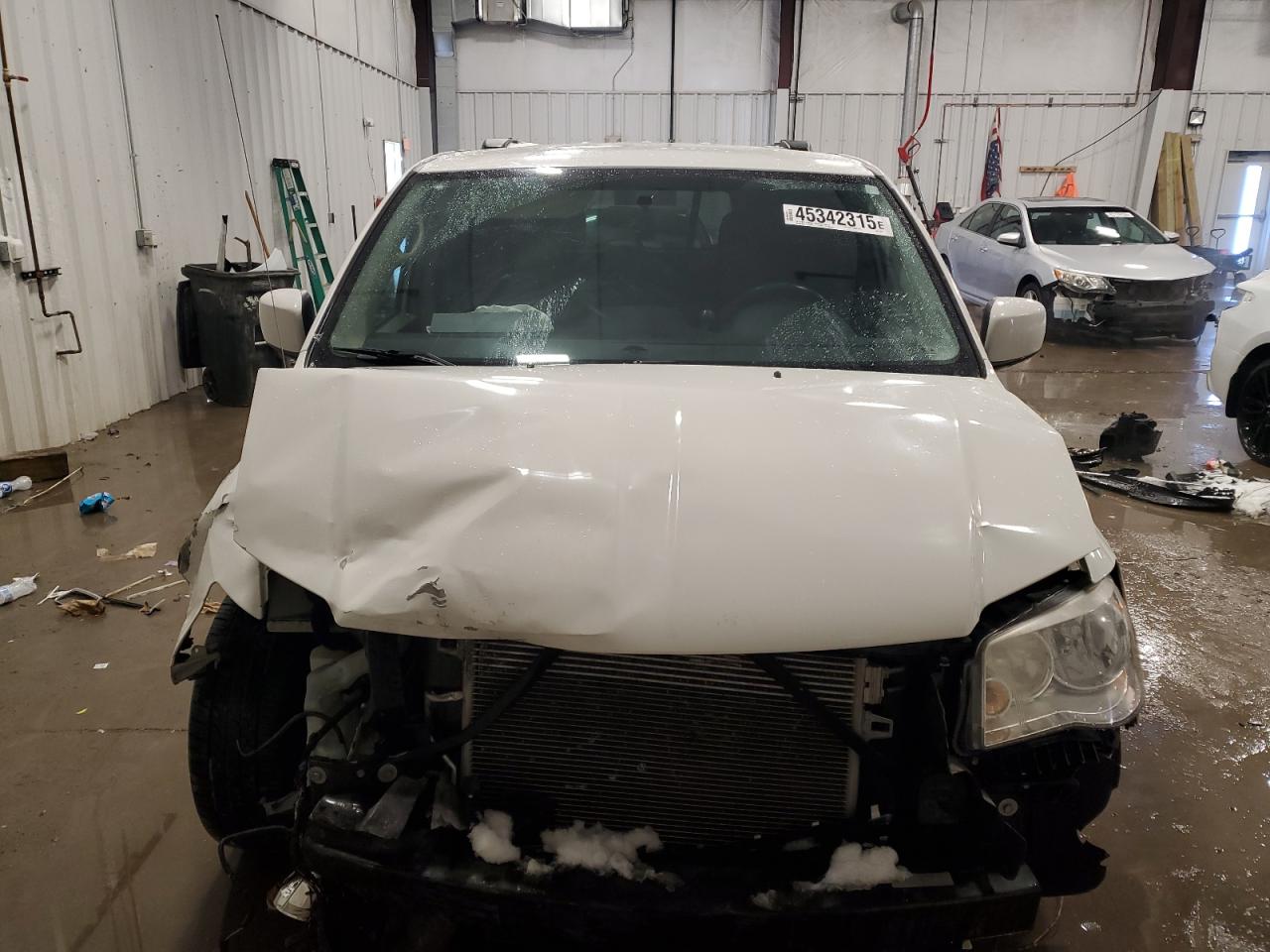 2011 Chrysler Town & Country VIN 2A4RR5DG9BR739677 Copart auction photo, front end damage thumbnail 5