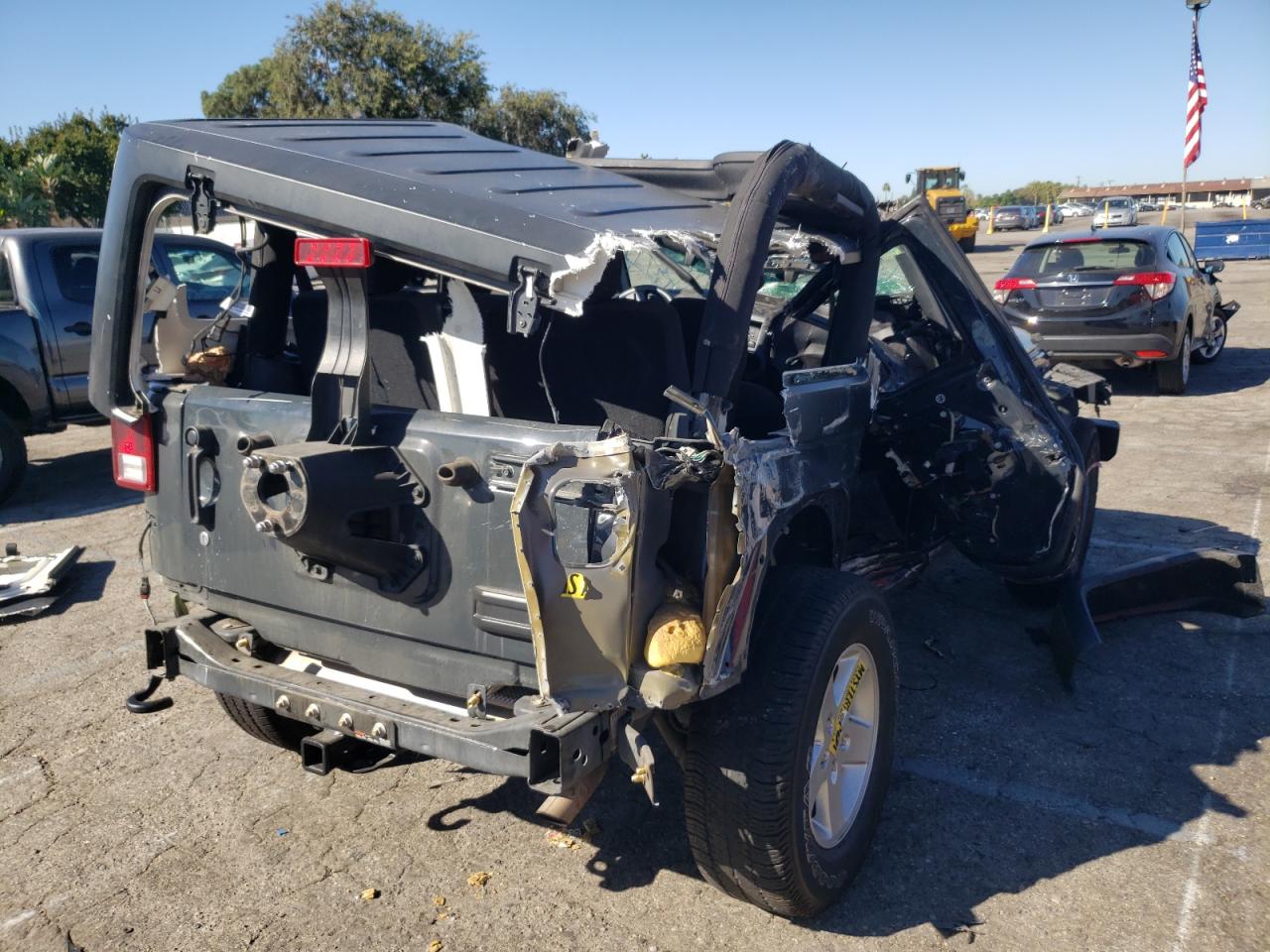 2016 Jeep Wrangler VIN 1C4AJWAG3GL253533 Copart auction photo, rollover damage thumbnail 4