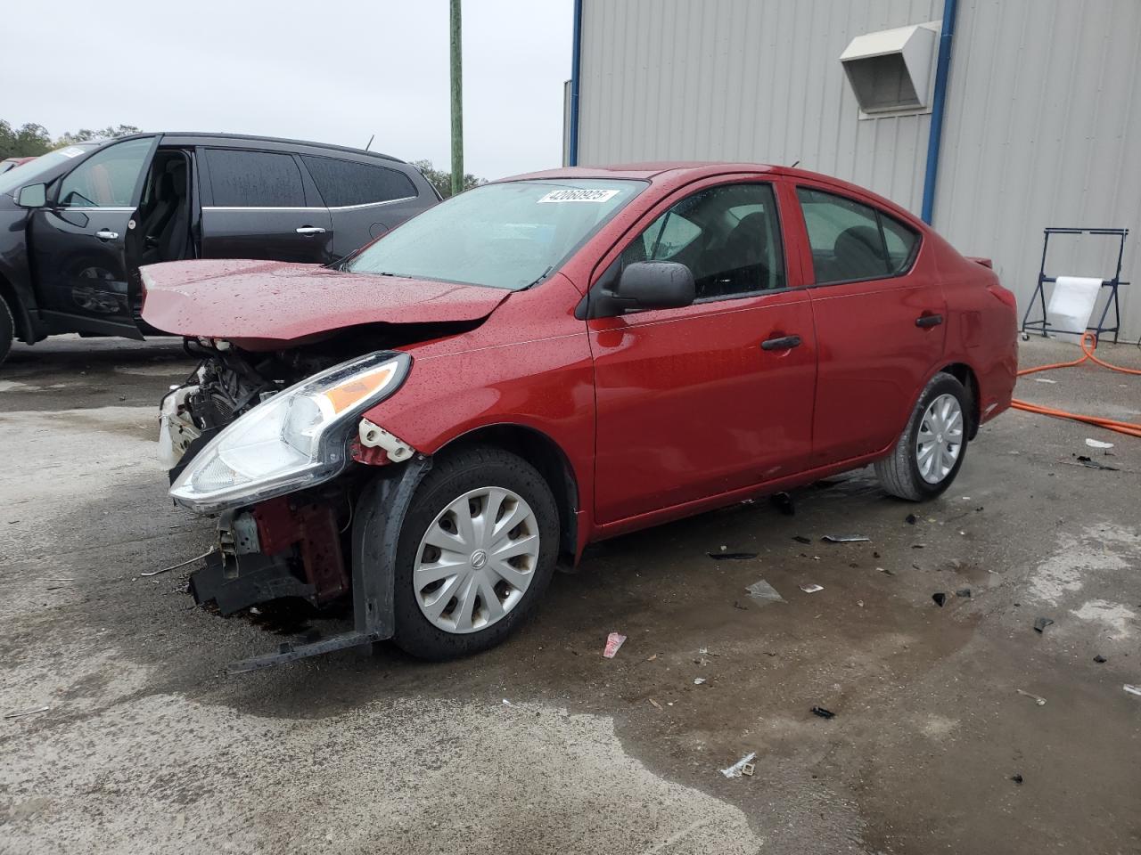 2015 Nissan Versa VIN 3N1CN7AP7FL933072
