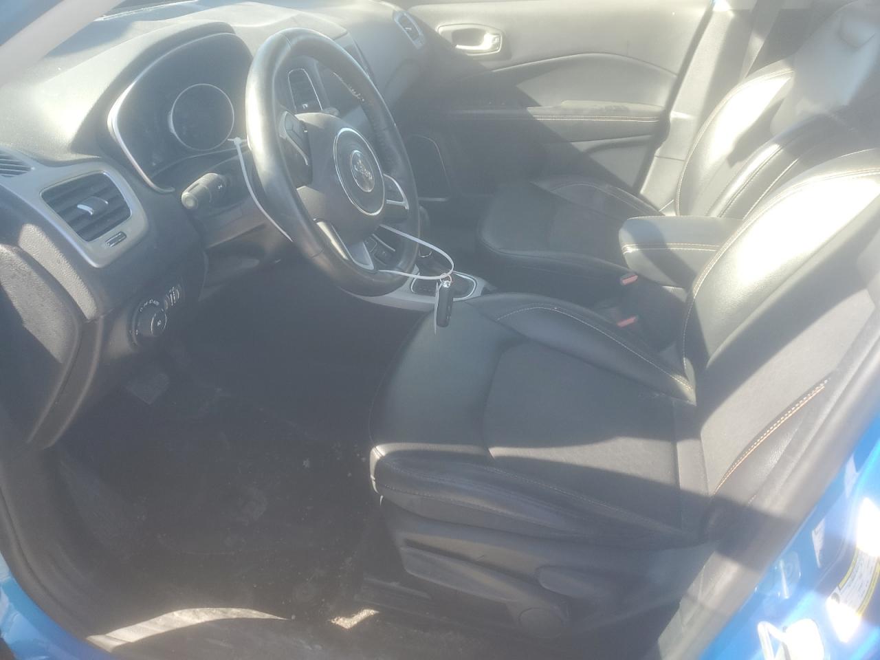 2019 Jeep Compass VIN 3C4NJDBB1KT656853 Copart auction photo, side damage thumbnail 7