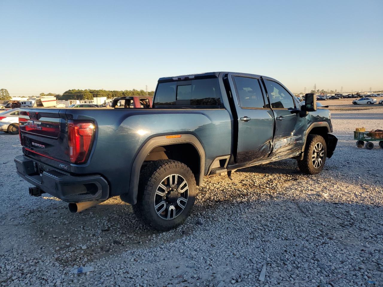 2020 GMC Sierra VIN 1GT49PEY5LF183640 Copart auction photo, front end / side damage thumbnail 3