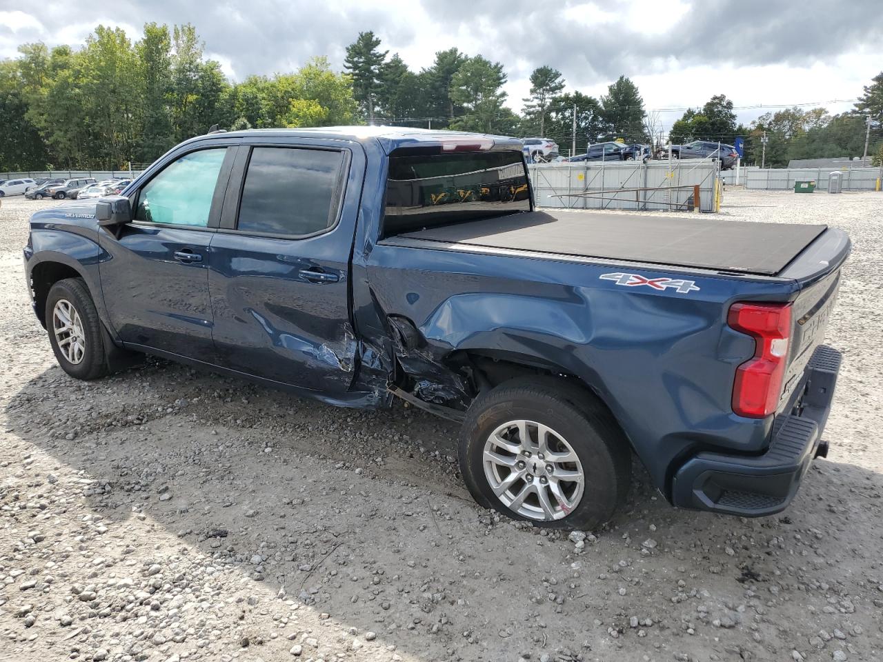 2019 Chevrolet Silverado VIN 3GCUYEED3KG269109 Copart auction photo, side damage thumbnail 2