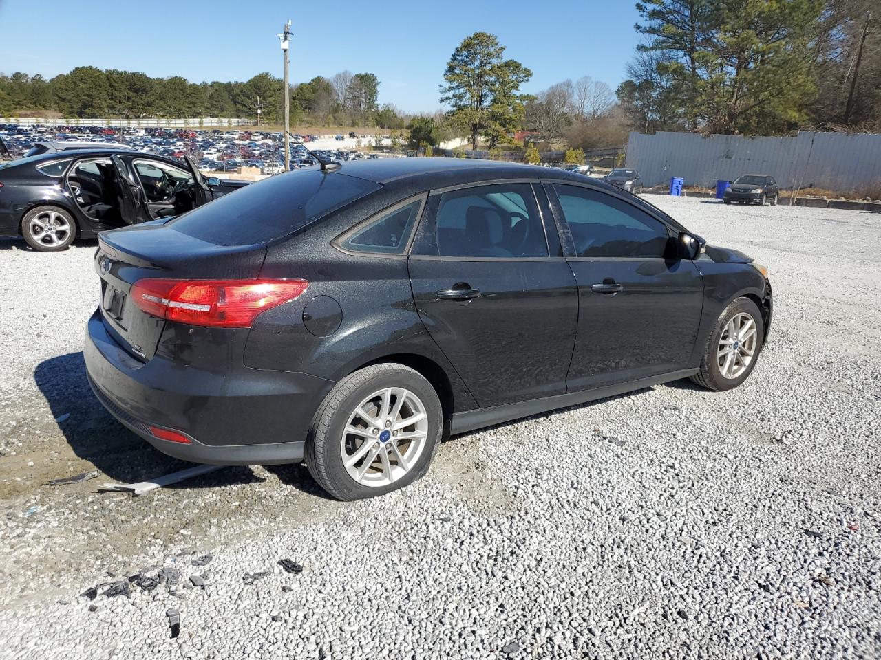 2015 Ford Focus VIN 1FADP3F20FL208920 Copart auction photo, front end / minor dent/scratches damage thumbnail 3