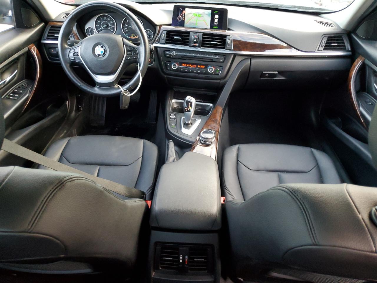 2015 BMW 3er VIN WBA3B5G53FNS13412 Copart auction photo, front end damage thumbnail 8