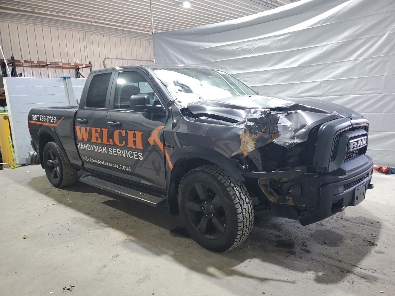 2020 RAM 1500 VIN 1C6RR7GTXLS126288 Copart auction photo, front end / minor dent/scratches damage thumbnail 4