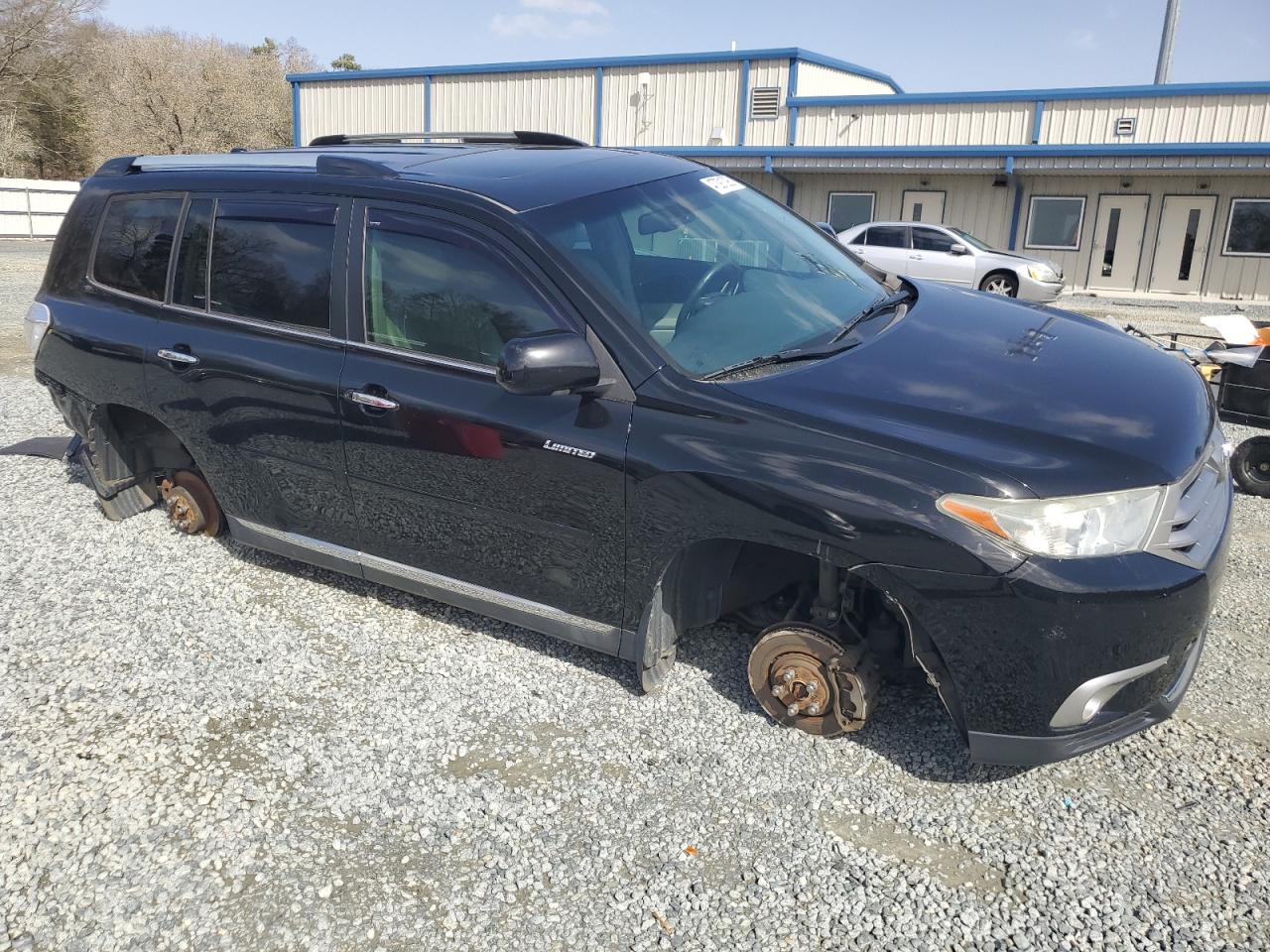 2013 Toyota Highlander VIN 5TDDK3EHXDS220759 Copart auction photo, rear end / undercarriage damage thumbnail 4