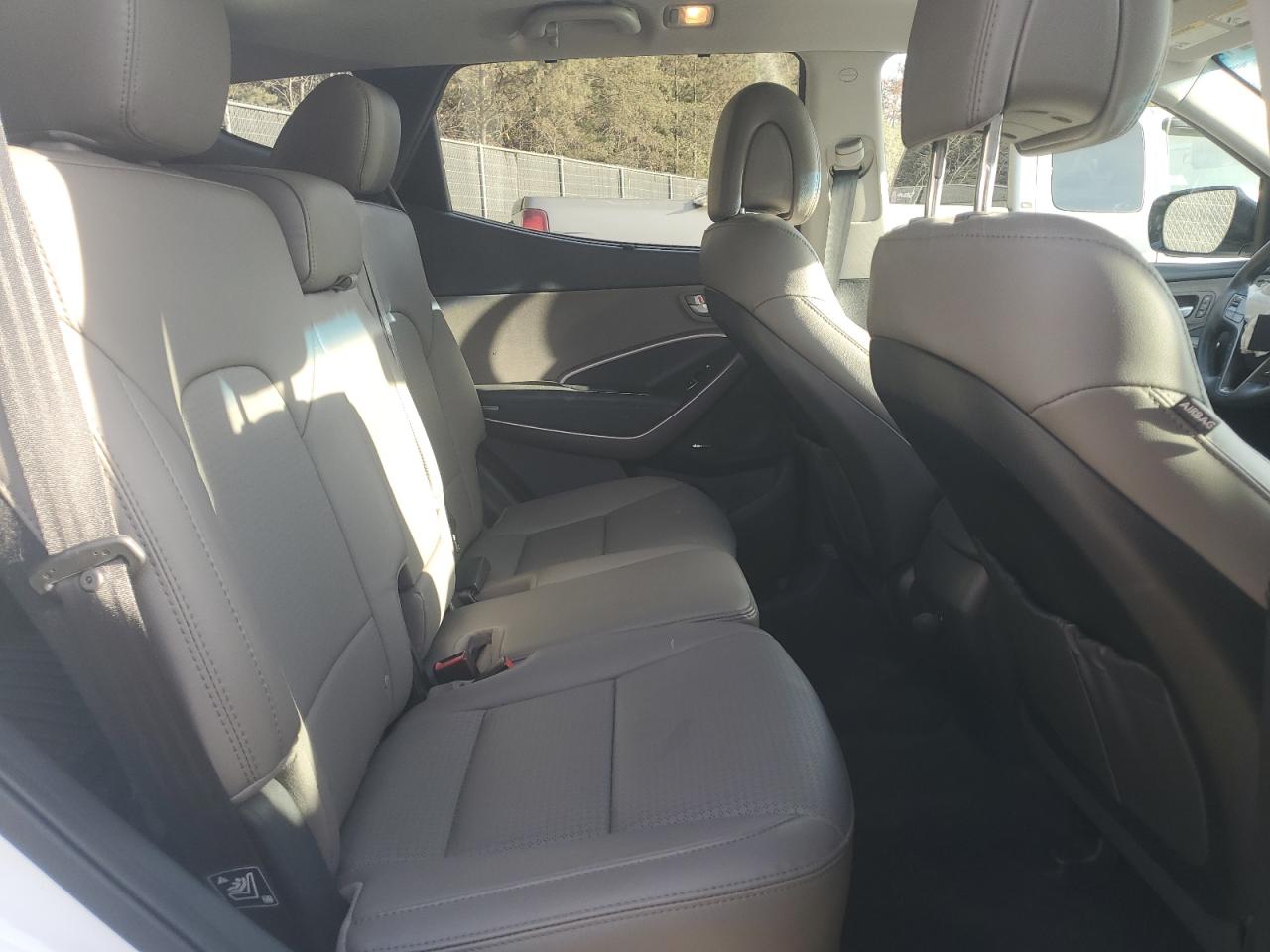 2015 Hyundai Santa Fe VIN 5XYZUDLB5FG284678 Copart auction photo, front end damage thumbnail 11