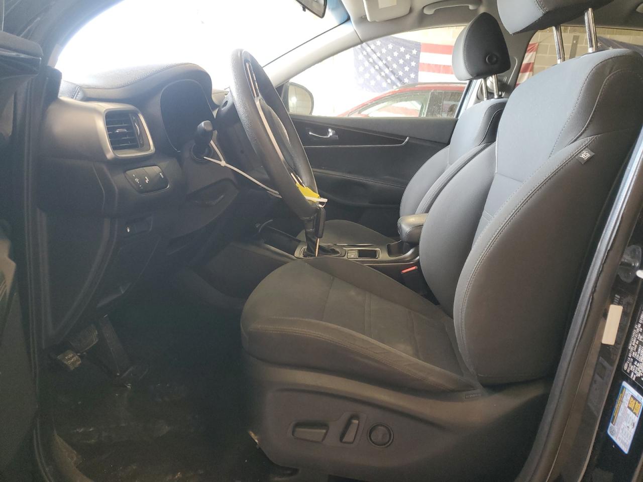 2019 KIA Sorento VIN 5XYPG4A51KG554477 Copart auction photo, front end damage thumbnail 7