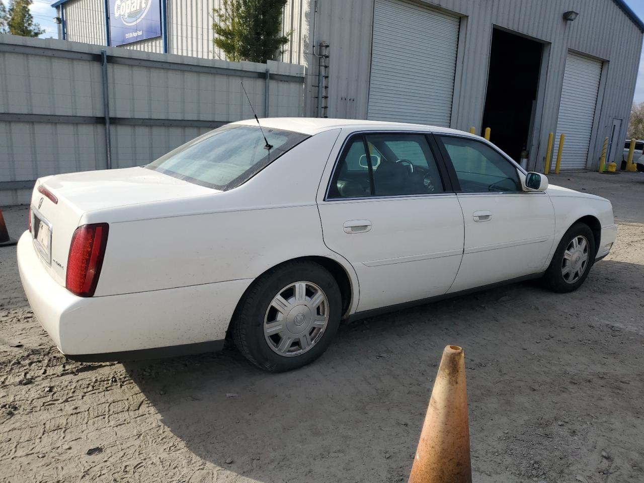 2004 Cadillac De Ville VIN 1G6KD54Y54U261412 Copart auction photo, minor dent/scratches damage thumbnail 3
