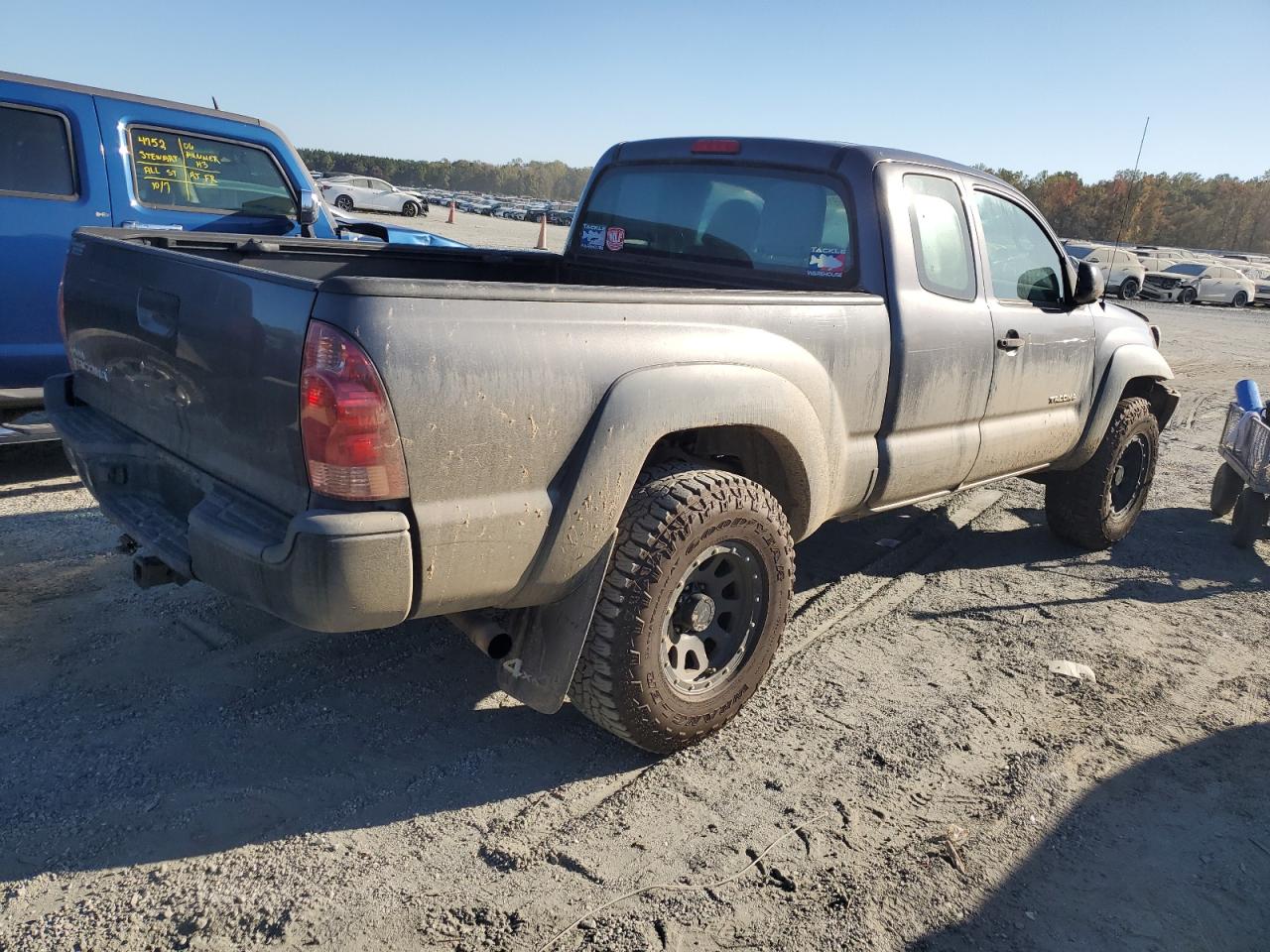 2014 Toyota Tacoma VIN 5TFUX4ENXEX027634 Copart auction photo, front end damage thumbnail 3