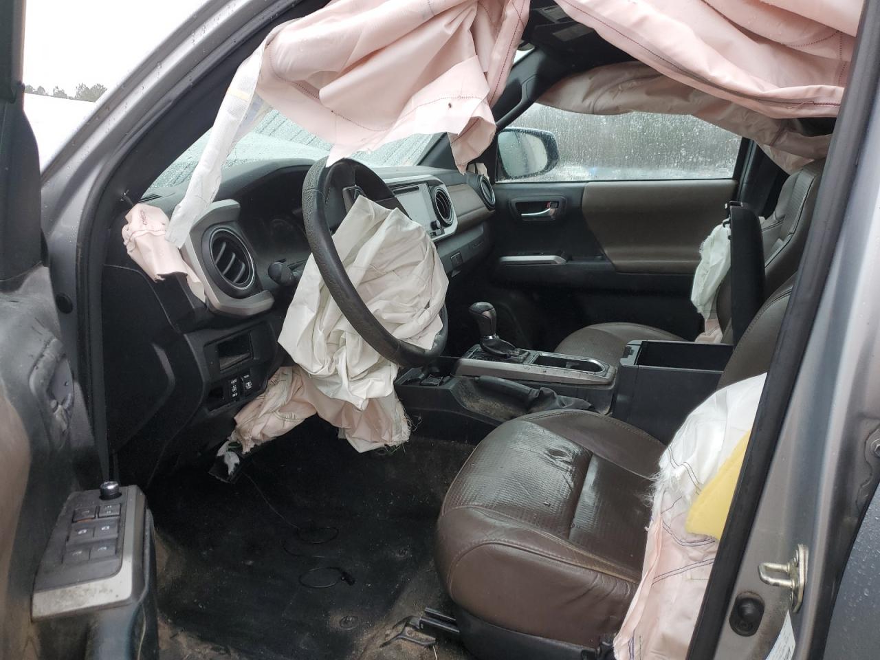 2017 Toyota Tacoma VIN 5TFEZ5CN0HX037147 Copart auction photo, front end / rear end damage thumbnail 7