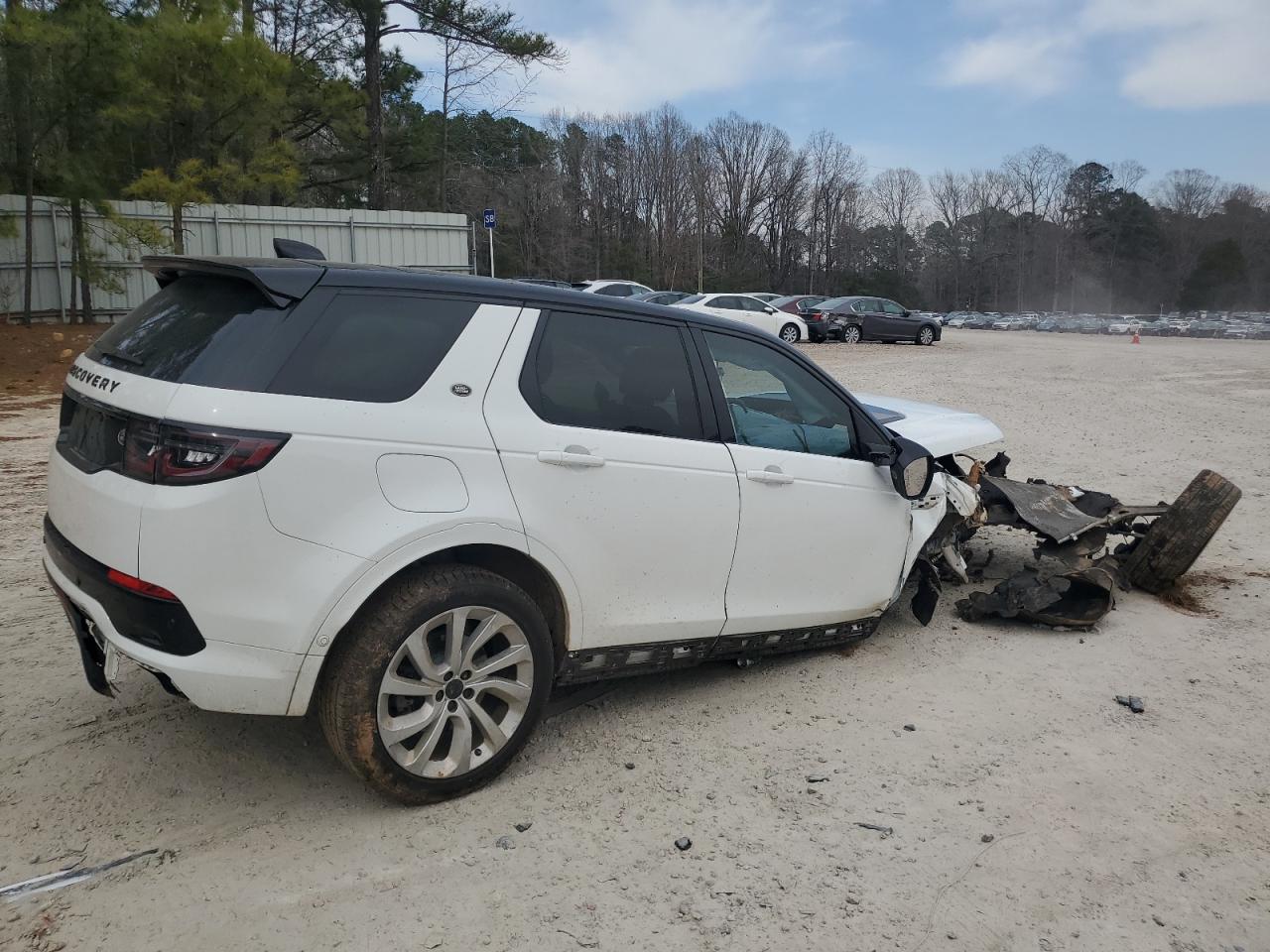 2021 Land Rover Discovery VIN SALCT2FXXMH889202 Copart auction photo, front end / undercarriage damage thumbnail 3