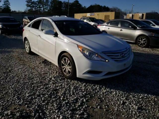 2012 Hyundai Sonata VIN 5NPEB4AC0CH457902 Copart auction photo, vandalism / minor dent/scratches damage thumbnail 13