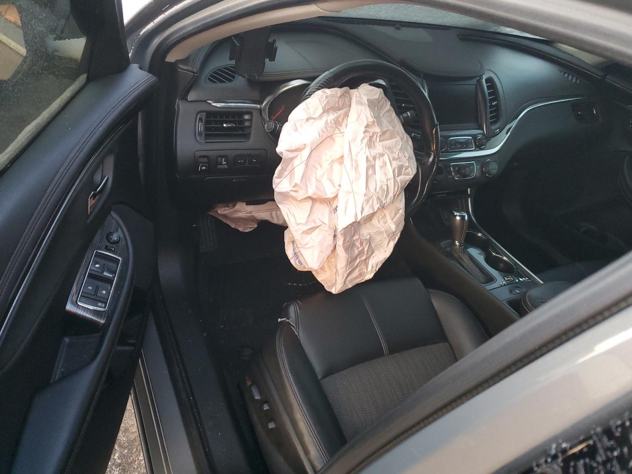 2017 Chevrolet Impala VIN 1G1105S35HU213211 Copart auction photo, front end damage thumbnail 8