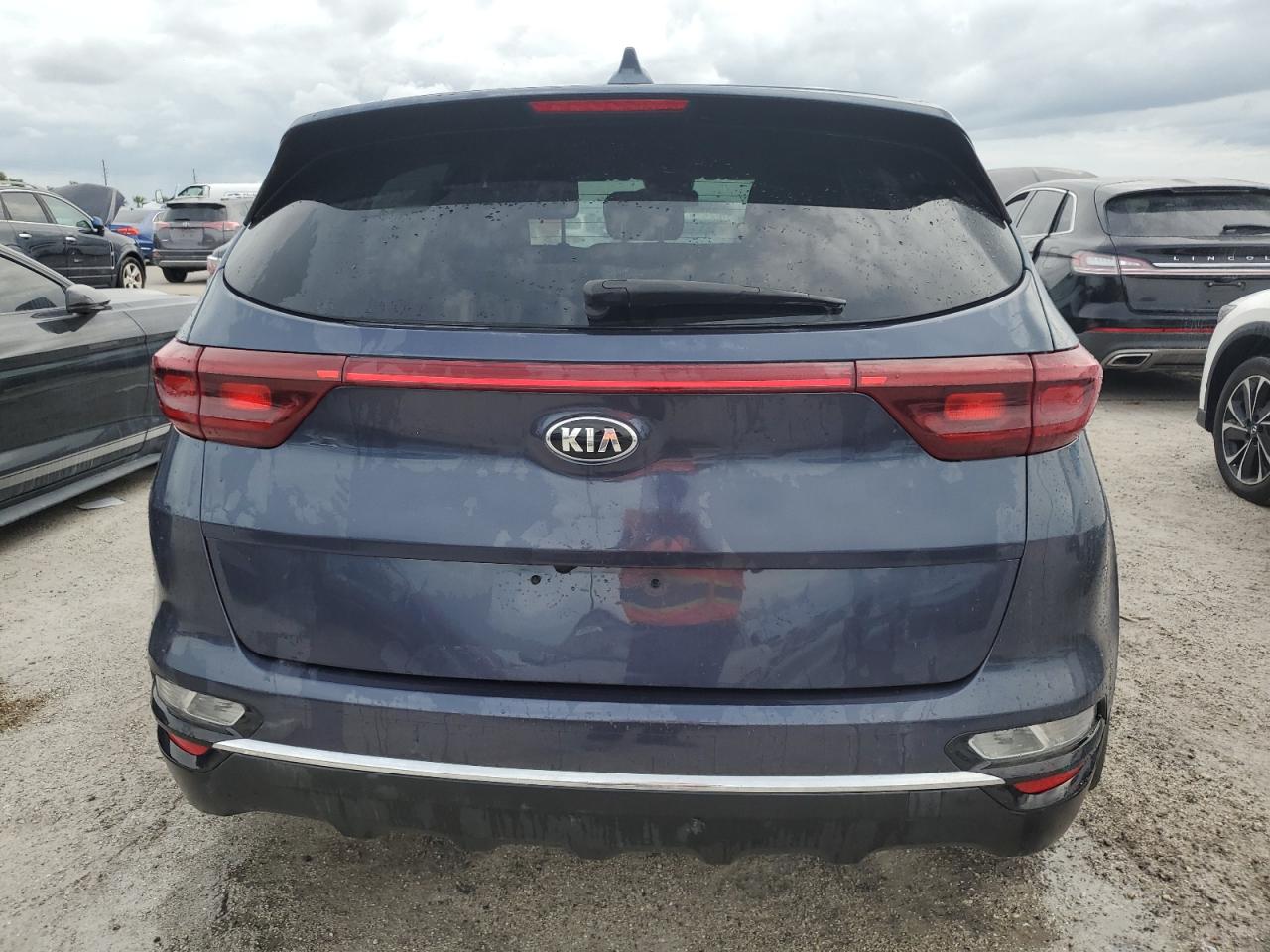 2022 KIA Sportage VIN KNDPM3AC5N7977386 Copart auction photo, water/flood damage thumbnail 6