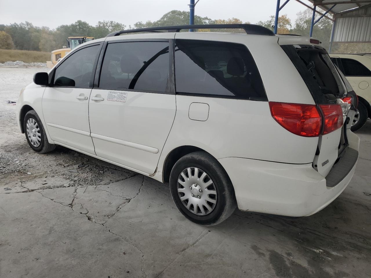 2009 Toyota Sienna VIN 5TDZK23C99S282815 Copart auction photo, rear end damage thumbnail 2