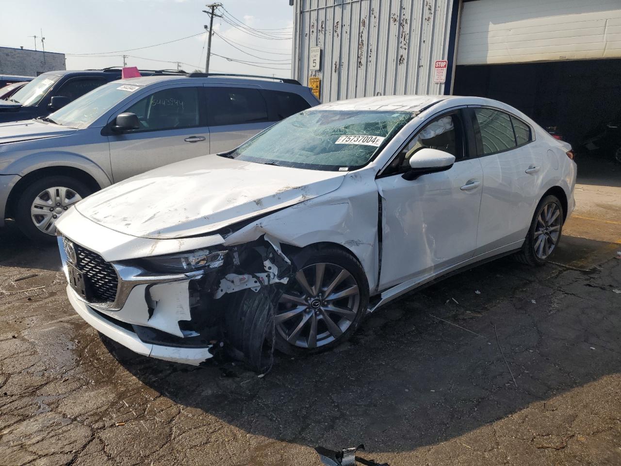 2019 Mazda 3 VIN 3MZBPADL0KM113572