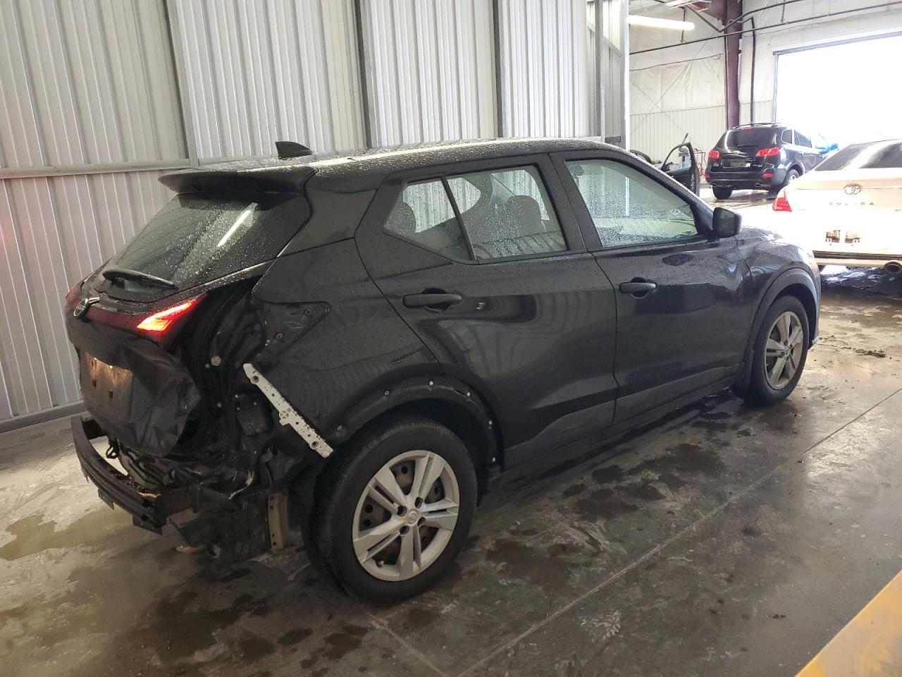 2022 Nissan Kicks VIN 3N1CP5BV5NL506161 Copart auction photo, rear end / side damage thumbnail 3