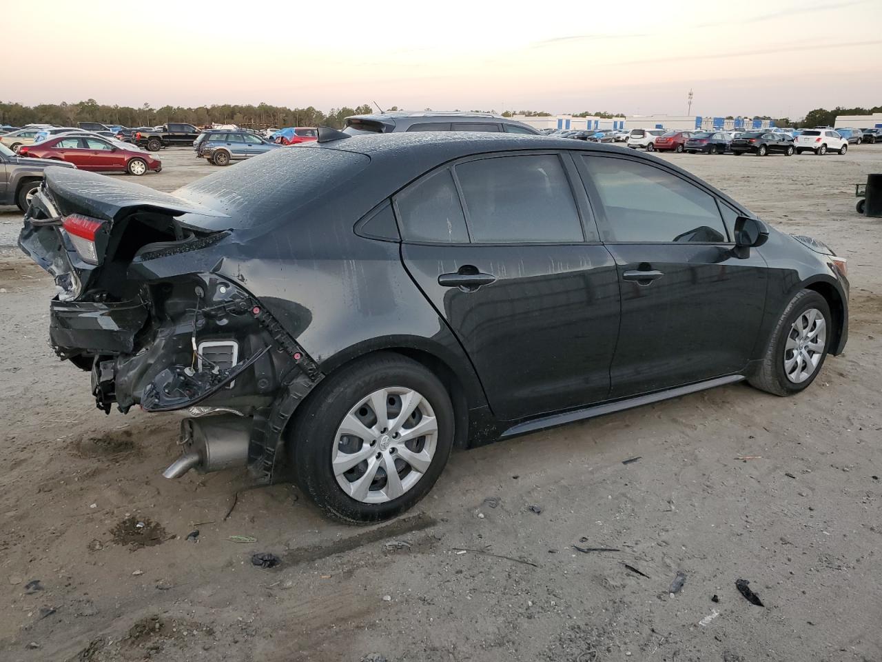 2022 Toyota Corolla VIN JTDEPMAE7NJ224824 Copart auction photo, rear end damage thumbnail 3