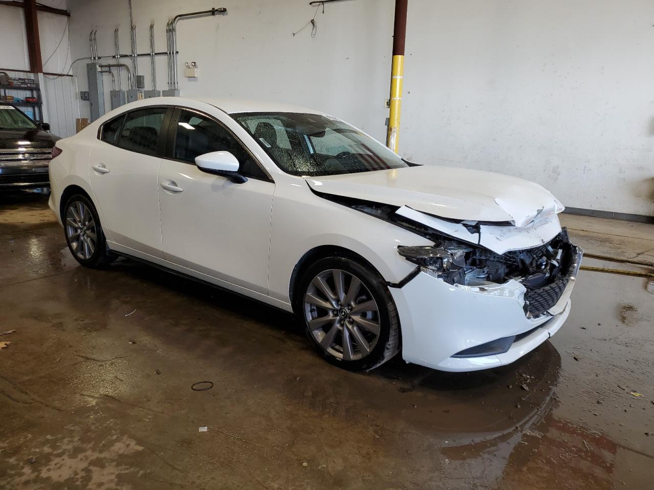 2021 Mazda 3 VIN JM1BPABLXM1339558 Copart auction photo, front end / top/roof damage thumbnail 4