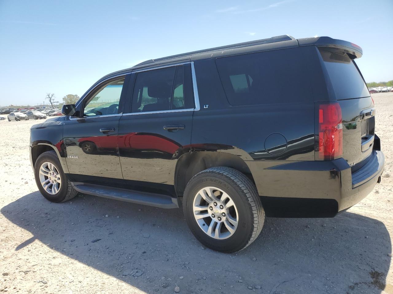2015 Chevrolet Tahoe VIN 1GNSCBKC8FR159637 Copart auction photo, front end / minor dent/scratches damage thumbnail 2