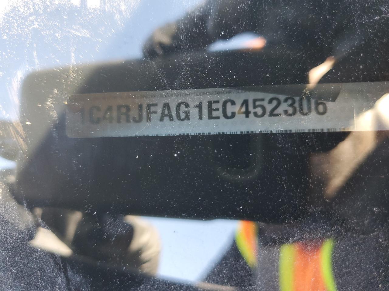 2014 Jeep Grand Cherokee VIN 1C4RJFAG1EC452306 Copart auction photo, biohazard/chemical / front end damage thumbnail 14