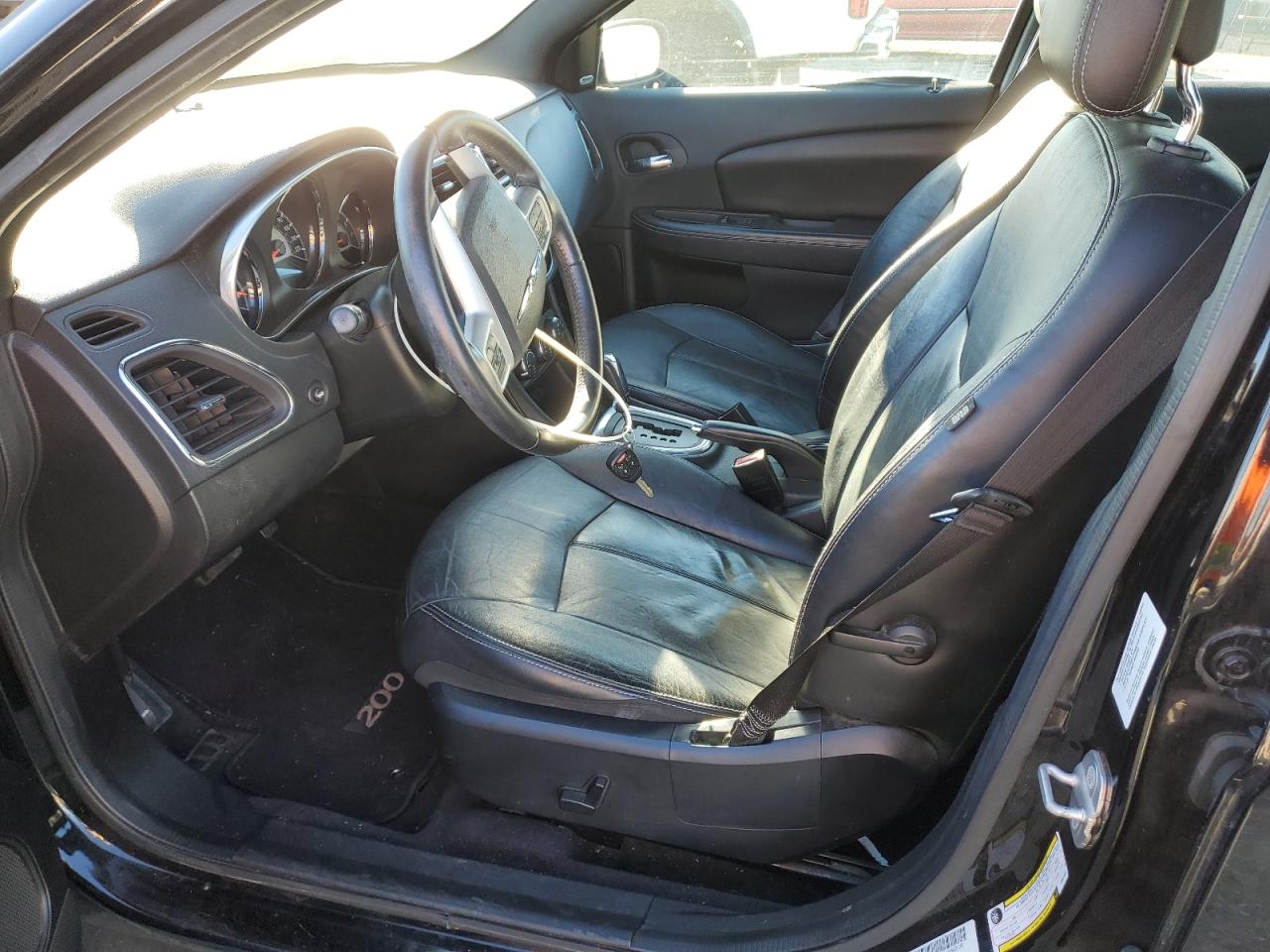 2013 Chrysler 200 VIN 1C3CCBCG1DN623634 Copart auction photo, front end / side damage thumbnail 7