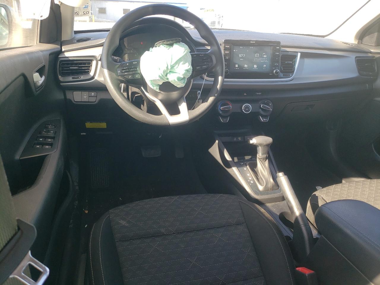 2020 KIA Rio VIN 3KPA24ADXLE311972 Copart auction photo, front end damage thumbnail 8