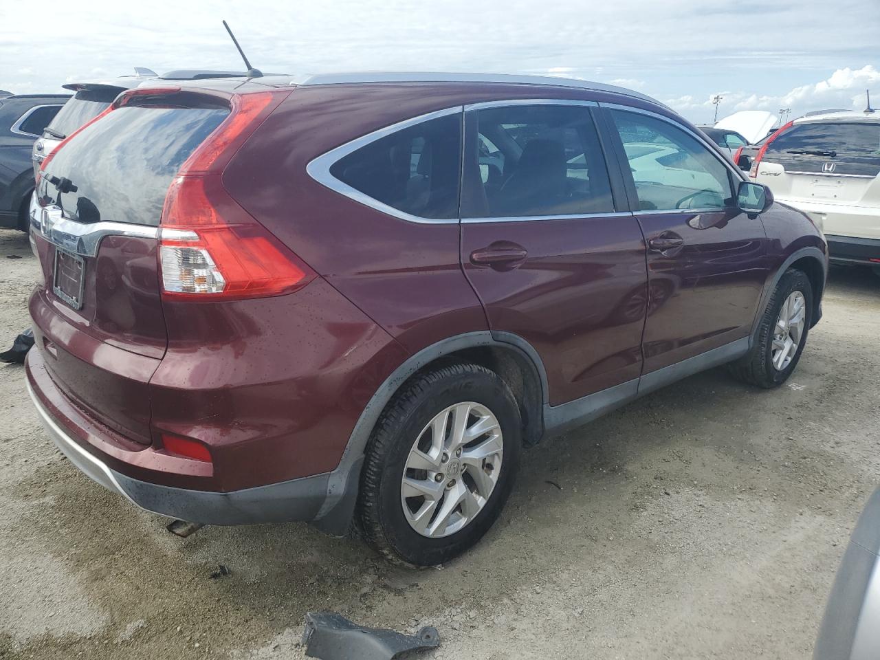 2016 Honda CR-V VIN 2HKRM3H58GH553926 Copart auction photo, water/flood damage thumbnail 3
