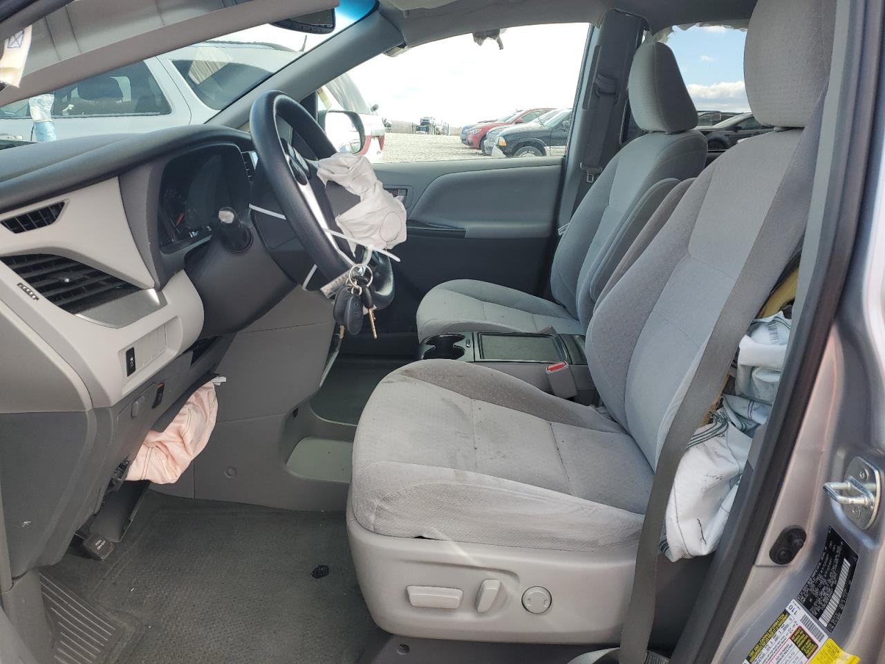 2015 Toyota Sienna VIN 5TDKK3DC6FS544047 Copart auction photo, front end damage thumbnail 7