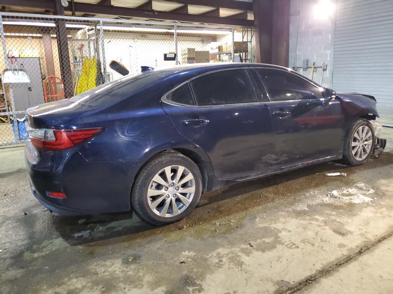 2016 Lexus ES VIN 58ABK1GG4GU014745 Copart auction photo, front end damage thumbnail 3
