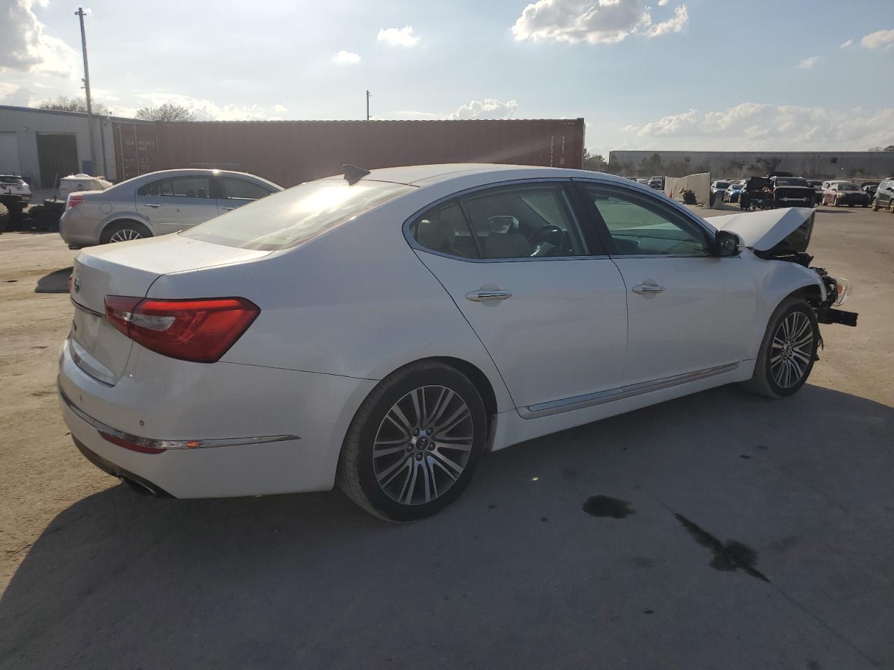 2015 KIA Cadenza VIN KNALN4D77F5193771 Copart auction photo, front end / side damage thumbnail 3