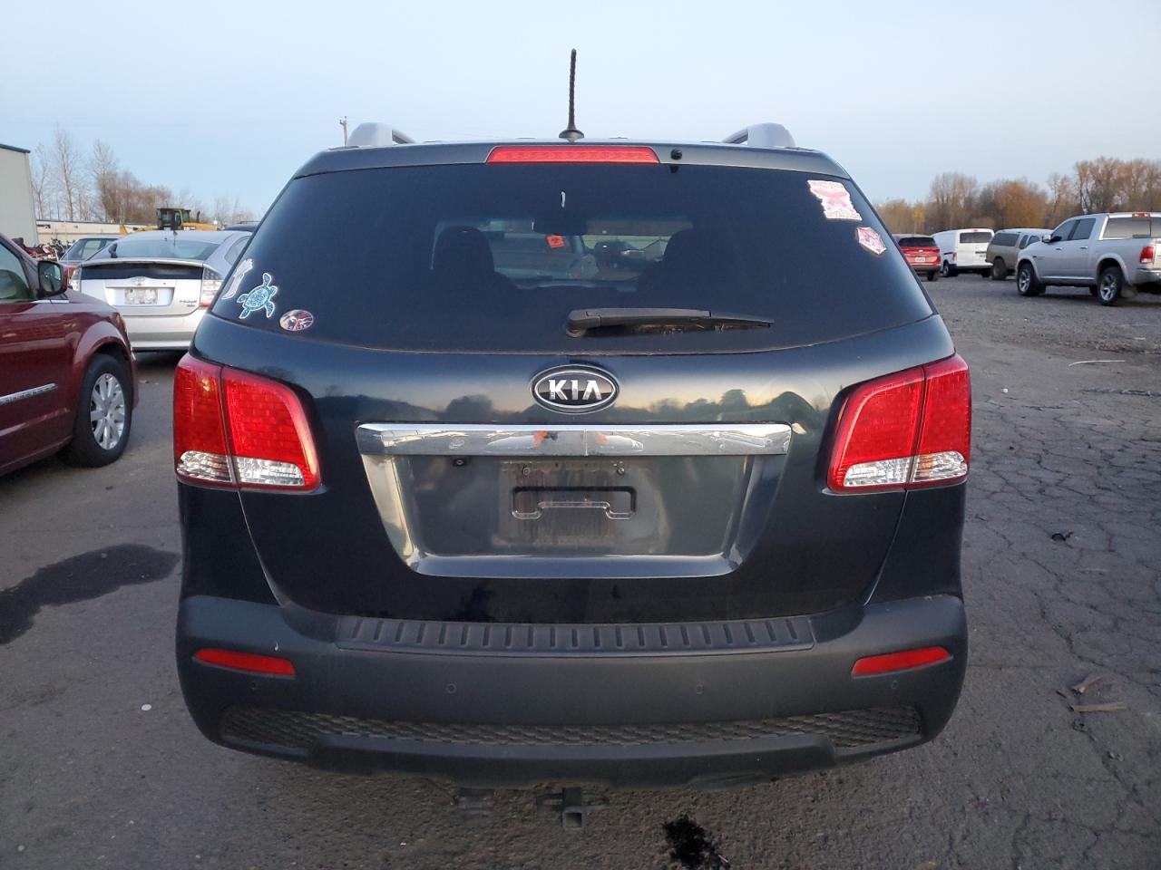 2013 KIA Sorento VIN 5XYKTDA26DG331639 Copart auction photo, mechanical damage thumbnail 6