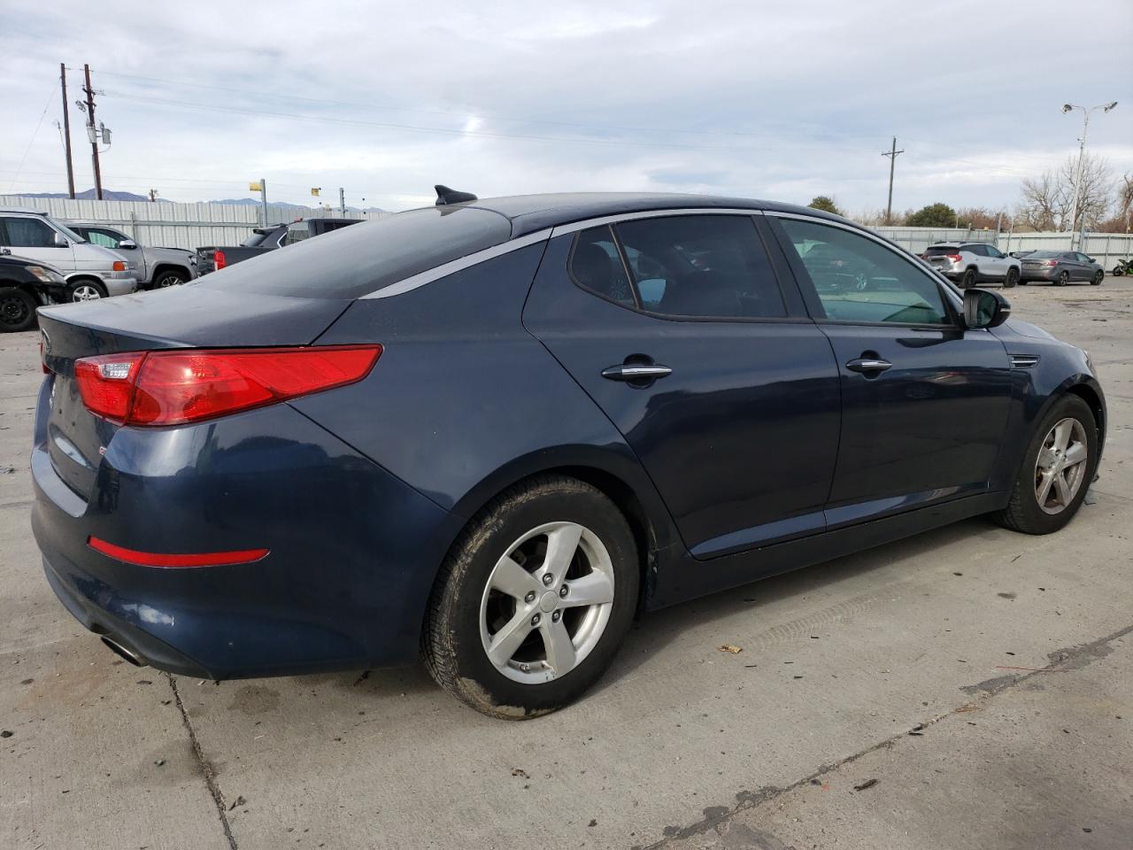 2015 KIA Optima VIN KNAGM4A77F5572228 Copart auction photo, hail / front end damage thumbnail 3